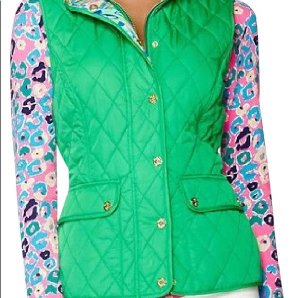 Green Getaway Quilted Vest - Picture 2 of 9